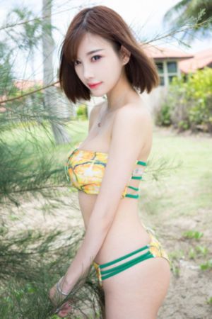 按摩店里的女大学生_超清在线观看视频
